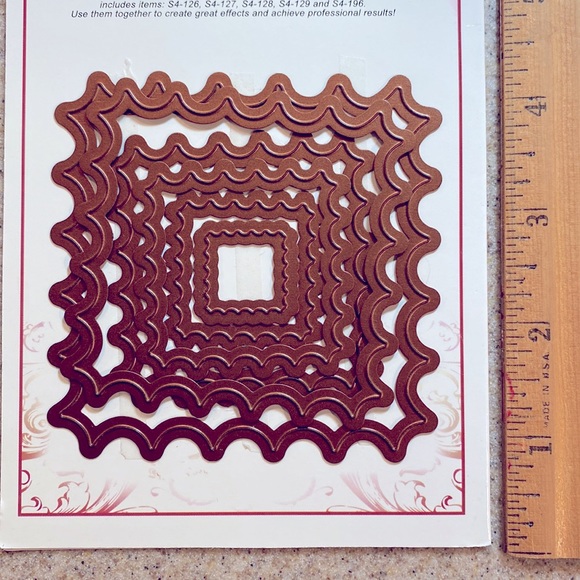 Spellbinders Nestabilities Small Classic Inverted Scalloped Square Cutting Dies - Picture 2 of 5